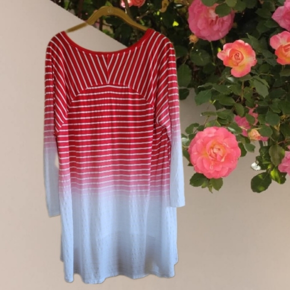 GRACE ELEMENTS Dip Dye High-Low Striped Top - Picture 2 of 5